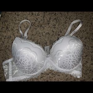 White lace push up bra